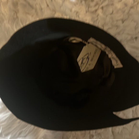 christine A. Moore Velour Felt/Silk Piping Hat Women’s One Size Made In USA main image 5